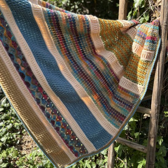 Corneeltje Wol - Happy Crea plaid - Stoer & Stijlvol 64 2 Corneeltje Wol - Happy Crea plaid - Stoer & Stijlvol 64 2