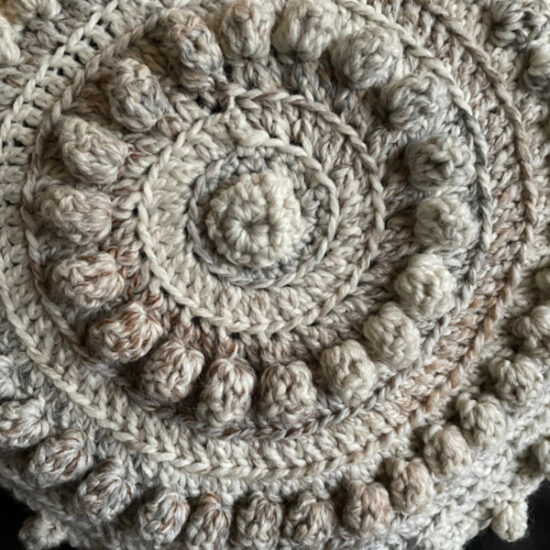 Haakpakket Rond kussen met noppen