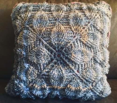 Haakpakket - Kussen 3D blad / motief (Meerdere kleuren)