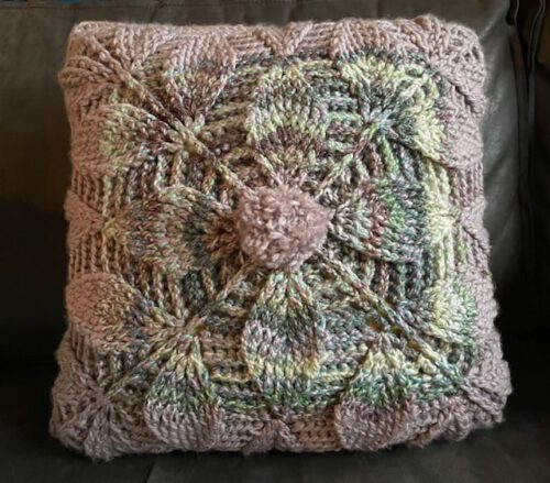 Haakpakket - Kussen 3D blad / motief (Meerdere kleuren)