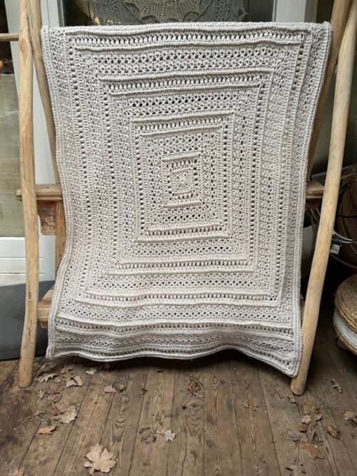 Corneeltje Wol - Budget relïef - 2 Haakpakket - Plaid Budget Relïef