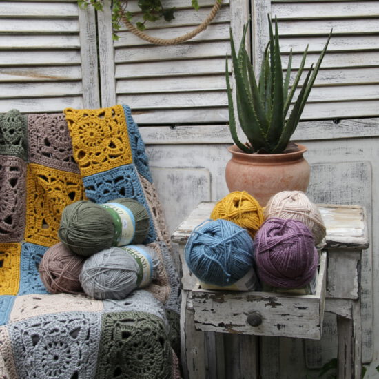 Corneeltje Wol - Croftland close up Haakpakket - Plaid Croftland