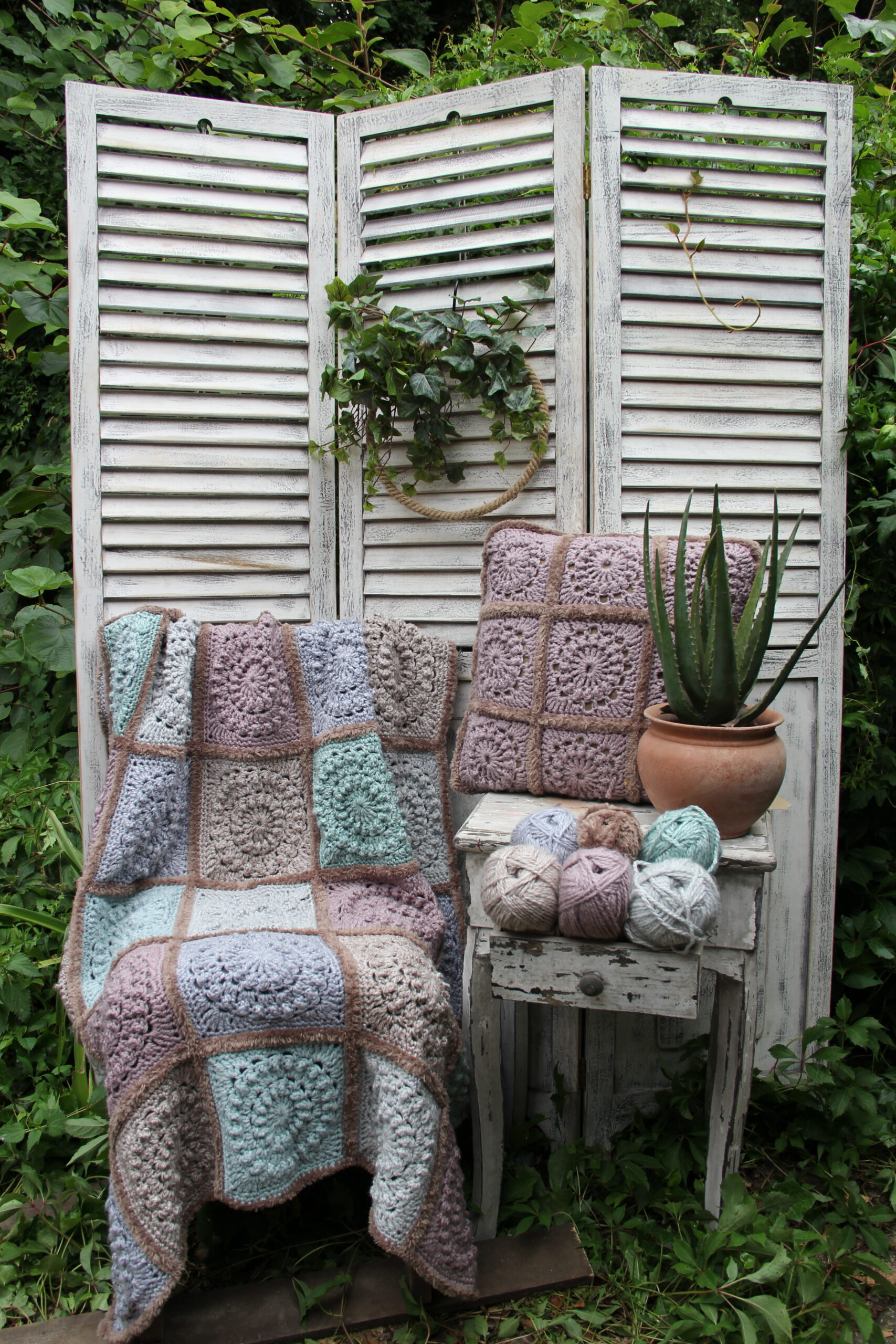 Corneeltje Wol - Frozen Colors Plaid Haakpakket - Plaid Frozen Colors - Stoer en Stijlvol 64