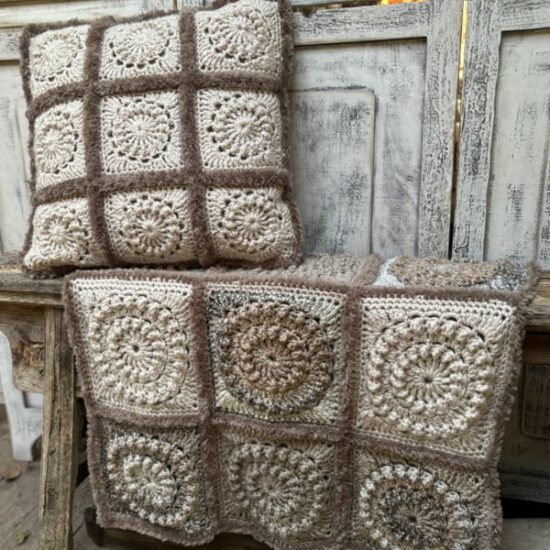 Corneeltje Wol - Frozen colors 5 Haakpakket - Plaid Frozen Colors - Stoer en Stijlvol 64