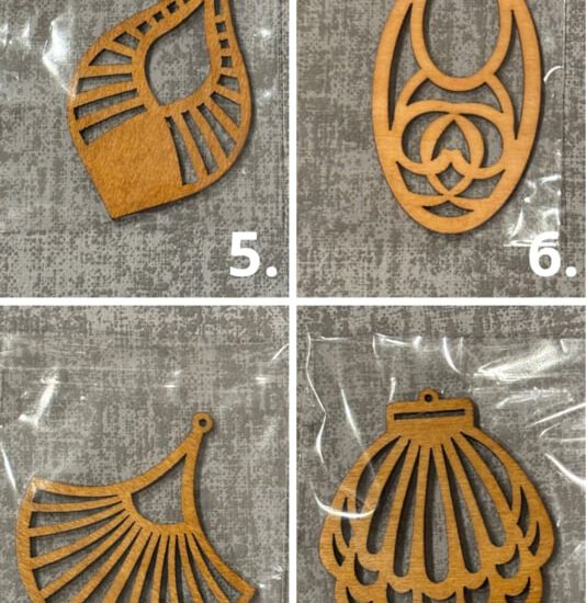 Houten hangend ornament (1 stuk) 6 x 7 cm