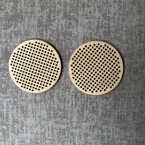 Houten Borduur emblemen 6,5 cm (2 stuks)