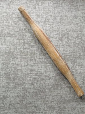 Corneeltje Wol - Houten garenspoel Houten Garenspoel