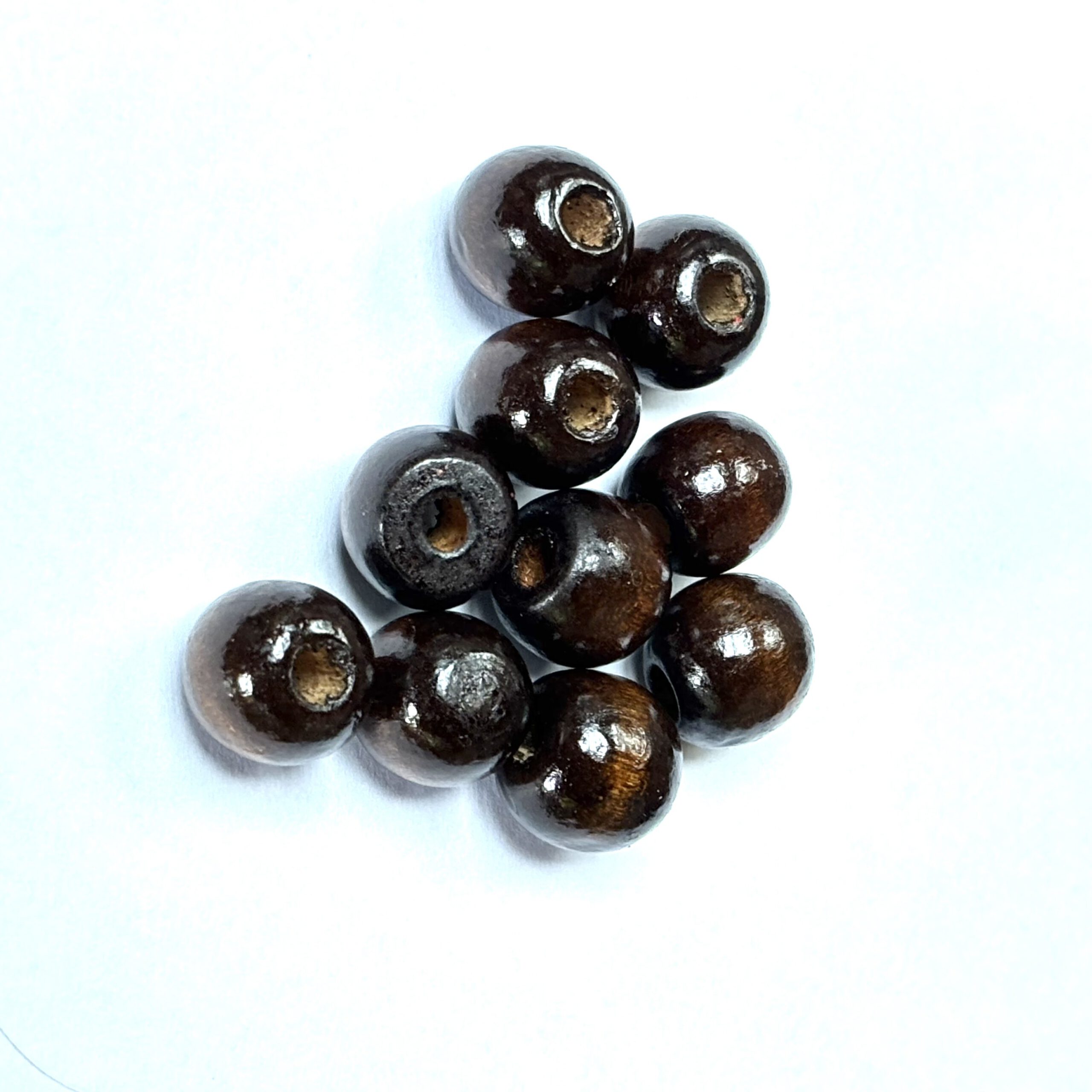 Houten kralen 14 mm Ø donkerbruin (10 stuks)