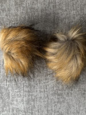 Corneeltje Wol - Imitatie pompons Imitatie bont pompons (2 stuks)