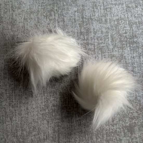 Imitatie bont pompons (2 stuks)