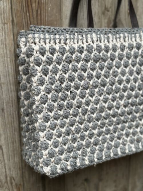 Corneeltje Wol - In je nopjes tas grijs -2 Haakpakket - Tas In je Nopjes - Grijs - Stoer en Stijlvol 64