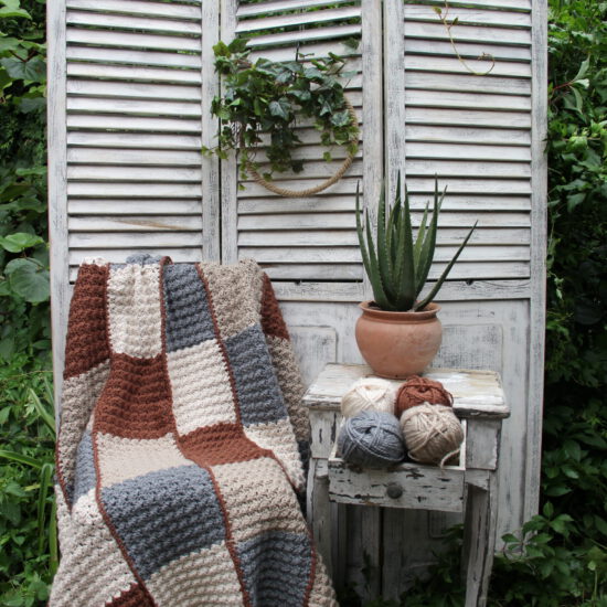 Corneeltje Wol - Nostalgische Lappendeken Haakpakket - Plaid Nostalgische Lappendeken