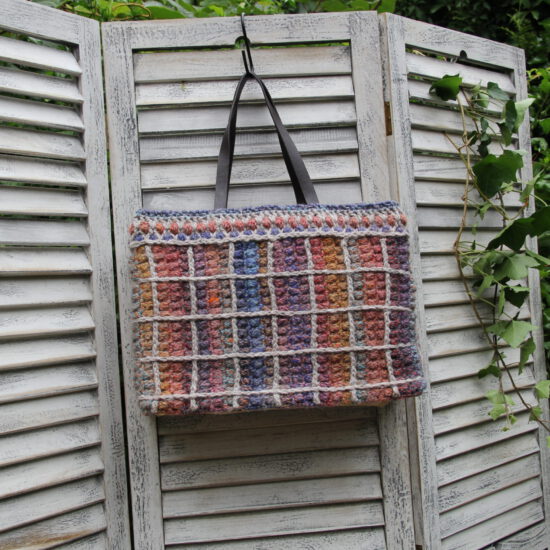 Corneeltje Wol - Rainbow puff blok Haakpakket - Tas Rainbow Blok puff