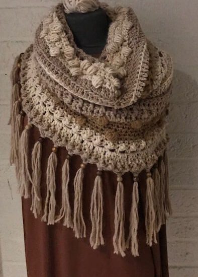 Corneeltje Wol - Sjaal Chunky noppen en pompons 5 Haakpakket - Poncho Circle Boho