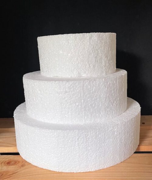 Corneeltje Wol - Styropor taartset Styropor taartset (S-M-L)