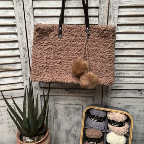Corneeltje Wol - Tas Fluffy tendresse Haakpakket - Tas Fluffy Tendresse - Stoer en Stijlvol 64