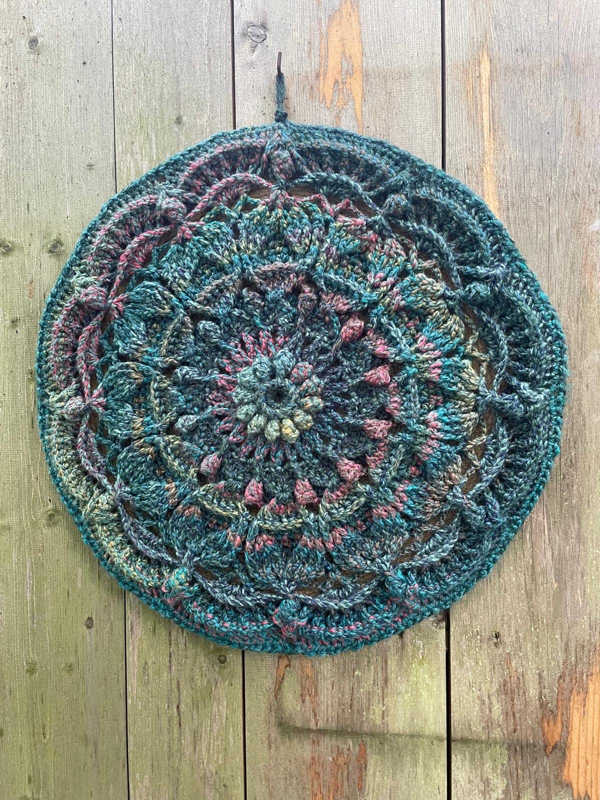 Corneeltje Wol - Wanddeco Mandala Mozaïek Haakpakket - Wandhanger Circles