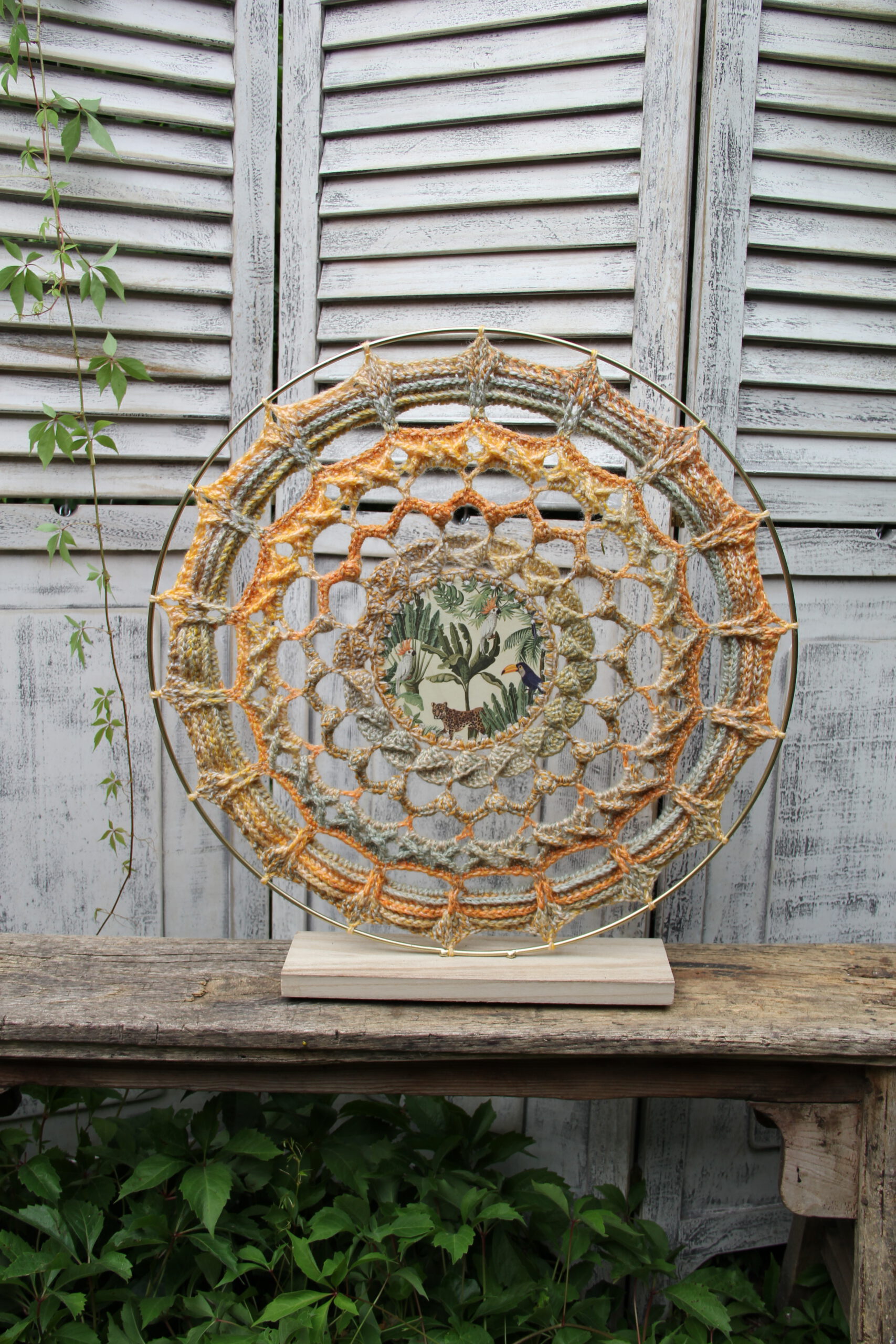 Corneeltje Wol - Wildlife Mandala (55cm) Haakpakket - Wildlife Mandala (55cm)