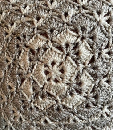 HAAKPAKKET KUSSEN BAVARIAN PINK 2 Haakpakket - Kussen Bavarian Pink of Blue