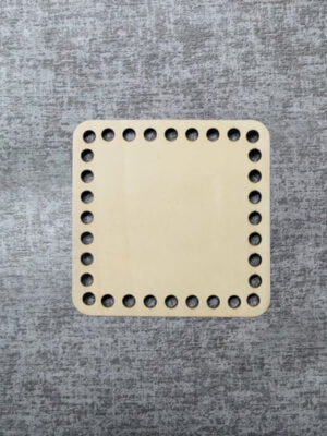 Corneeltje Wol - Houten paneel vierkant 10 x 10 (1 stuk) Houten paneel vierkant 10x10 cm - 32 boorgaten (1 stuk)