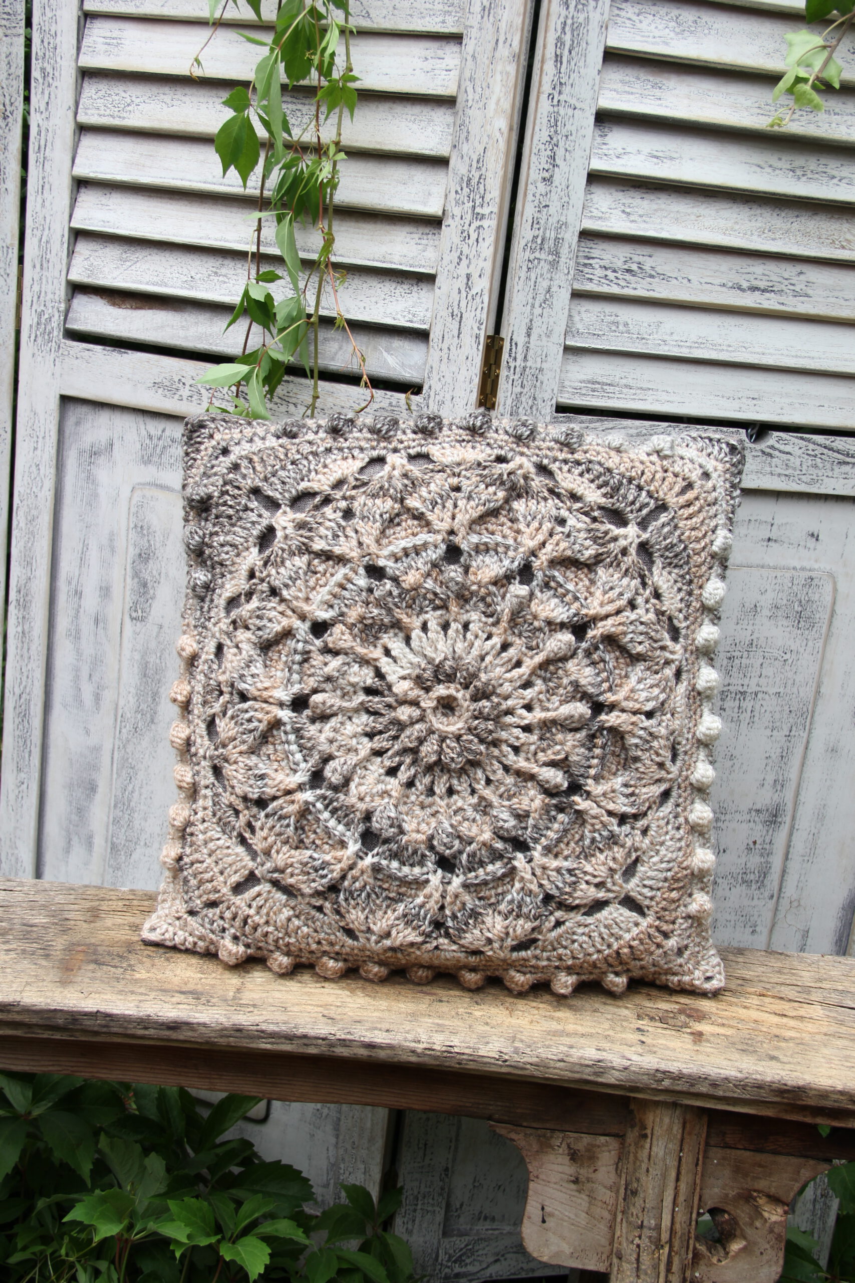 Haakpakket - Kussen Mandala #MC 9