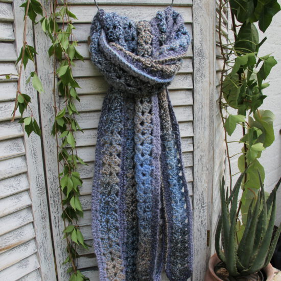 Corneeltje Wol - Mile a Minute sjaal Blue - Grey) Haakpakket - Mile a Minute sjaal (Blue & Grey) - Stoer & Stijlvol 64