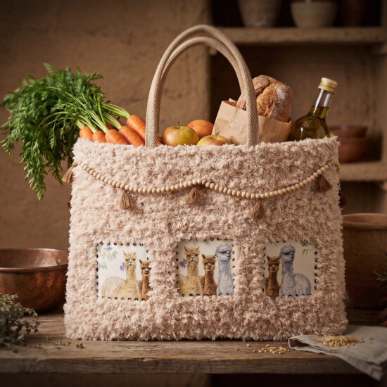 Corneeltje Wol - Tas Alpaca - Sfeerfoto Haakpakket - Tas Alpaca