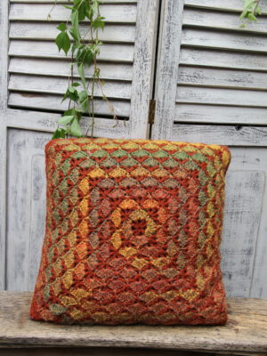 Corneeltje Wol - Kussen Bavarian Autumn Haakpakket - Kussen Bavarian Autumn