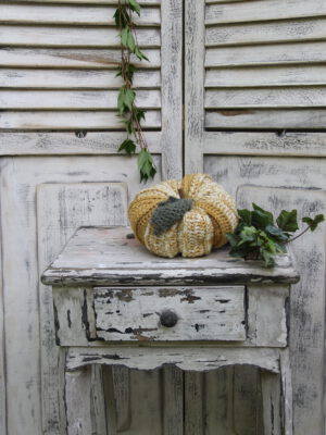 Corneeltje Wol - Pompoen Scandi Yellow M - 1 Haakpakket - Pompoen Scandi Yellow M