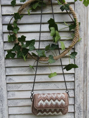 Corneeltje Wol - Tasje Chevron Bargello pakket - Tasje Chevron - Cor & Co