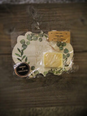 Corneeltje Wol - Paneel met amberblokje Home sweet home Kersthanger - Houten paneel met amberblokje (Home sweet home) - Kant & Klaar