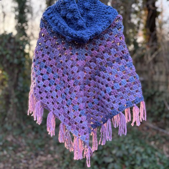 Haakpakket - Kinderponcho granny MC + bonuspatroon Kindercol Nop