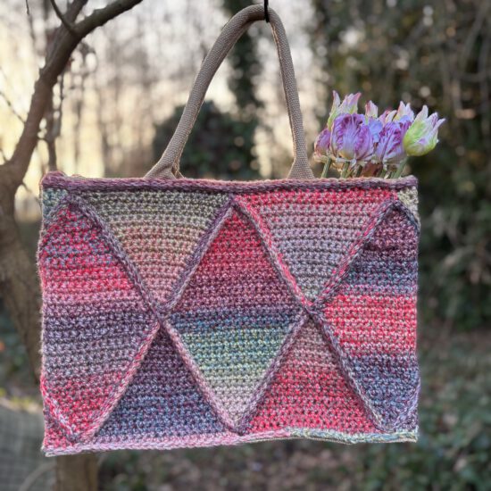 Corneeltje Wol - Tas Wyber (2) Haakpakket - Tas Wyber + bonus patroon Col