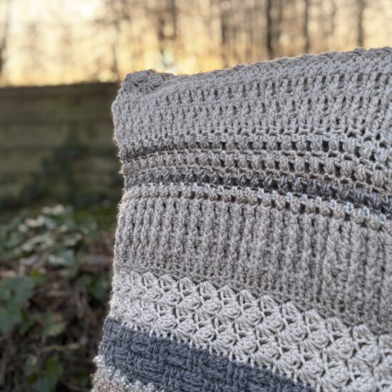 Corneeltje Wol - Plaid Enjoy