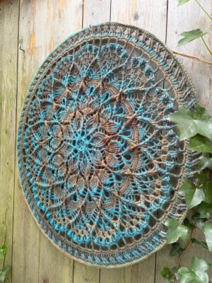 Corneeltje Wol - Mandala Emotions Mandala Emotions - Blauw/bruin tinten - ∅ 80 cm - Kant & Klaar