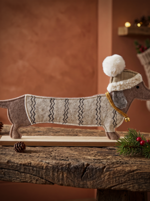 Vilten Kerstteckel op houten voet - Ties de Teckel - Lifestyle Product